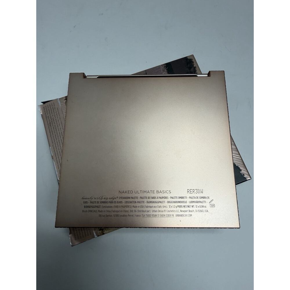 Urban Decay Naked Ultimate Basics All Matte All Naked Blending/Smudger Open Box - Picture 5 of 5